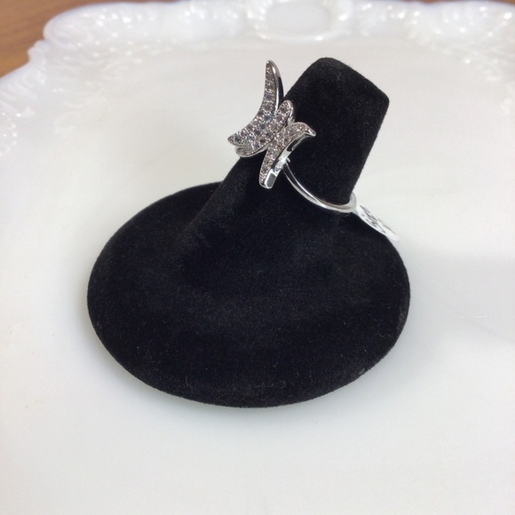 Sparking Pave Cubic Zirconia Silver Butterfly Ring - Size 10 - Picture 3 of 5